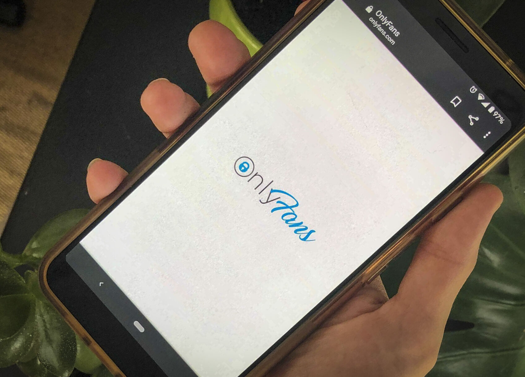 US OnlyFans Sexually Explicit Material Ban